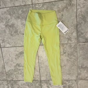 NWT Lululemon WunderUnder